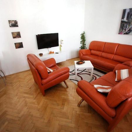Apartmany U Areny Ostrava Bagian luar foto