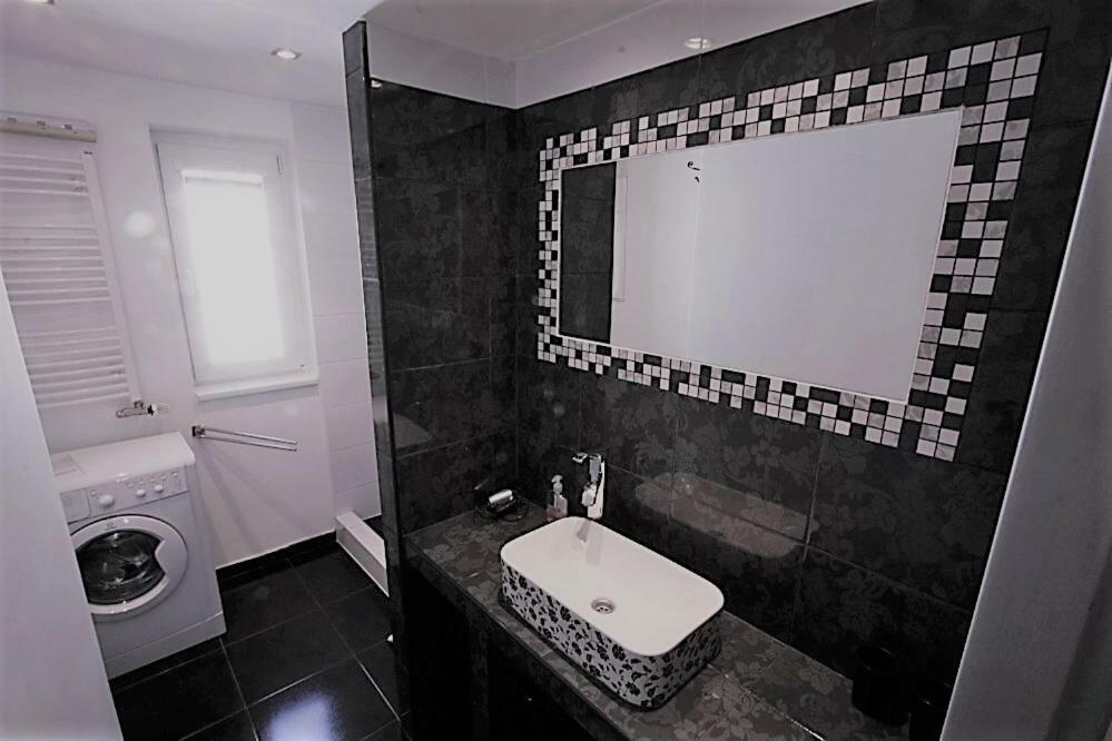 Apartmany U Areny Ostrava Bagian luar foto